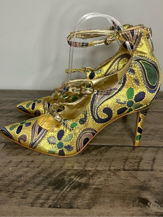 Marc Fisher Shoes - Marc Fisher Metallic Paisley 3 Strap Mary Jane Heels